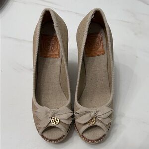 Tory Burch Beige Espadrille Peep-Toe Shoes